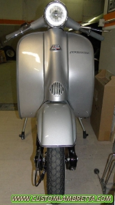 Lambretta Custom LI 125 Bergamo 01 - Parte anteriore